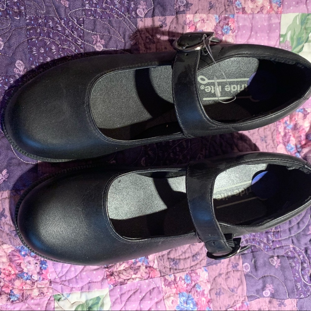 Stride rite black leather mary janes - size 2.5
